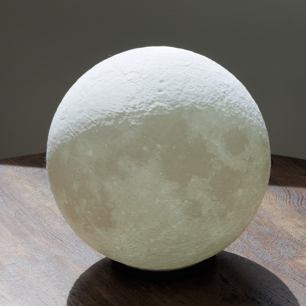 3D Printed - Moon Lamp