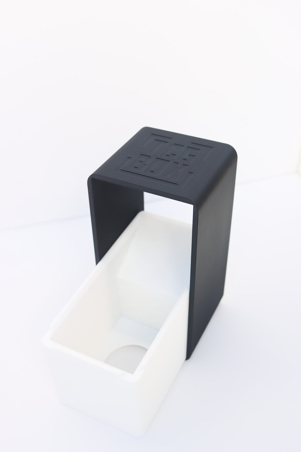 3D Printed Scanning Card Stand for Sleeved and Unsleeved Cards