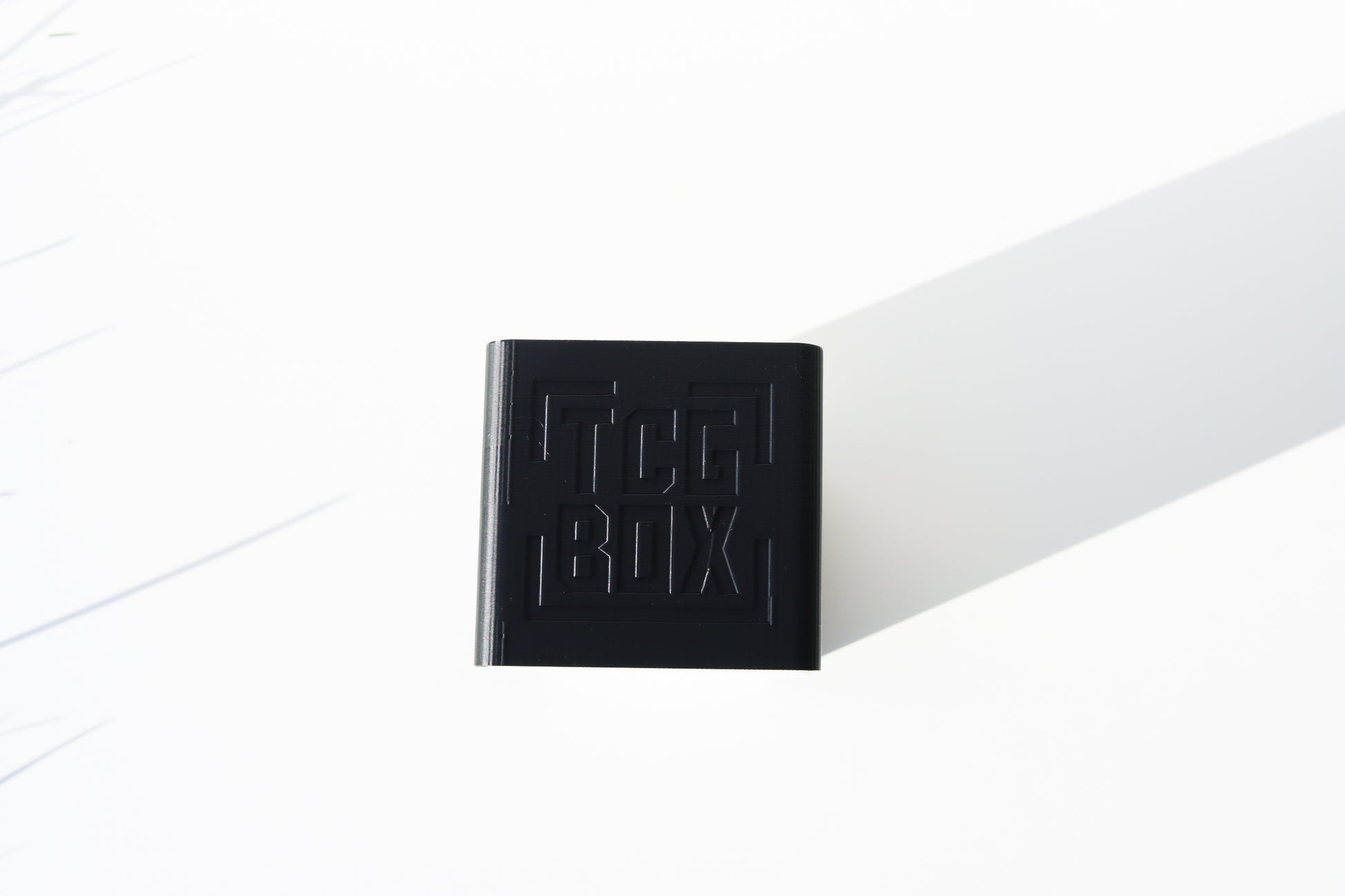 3D Printed 2.0 Card Stand for Sleeved and Unsleeved Cards